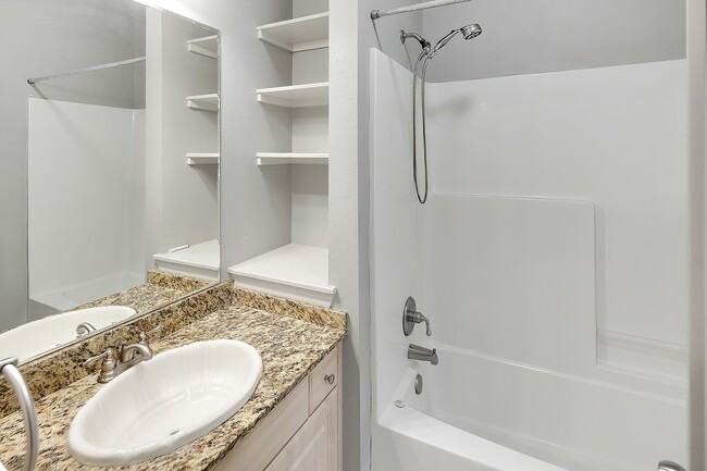 415 Forest Dr #3BACK - Photo 2 of 5