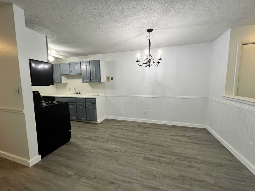 255 Elmwood Ave ##205 - Photo 4 of 18