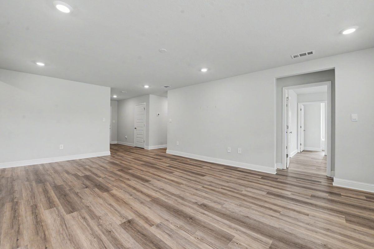 107 Mill St - Photo 7 of 35