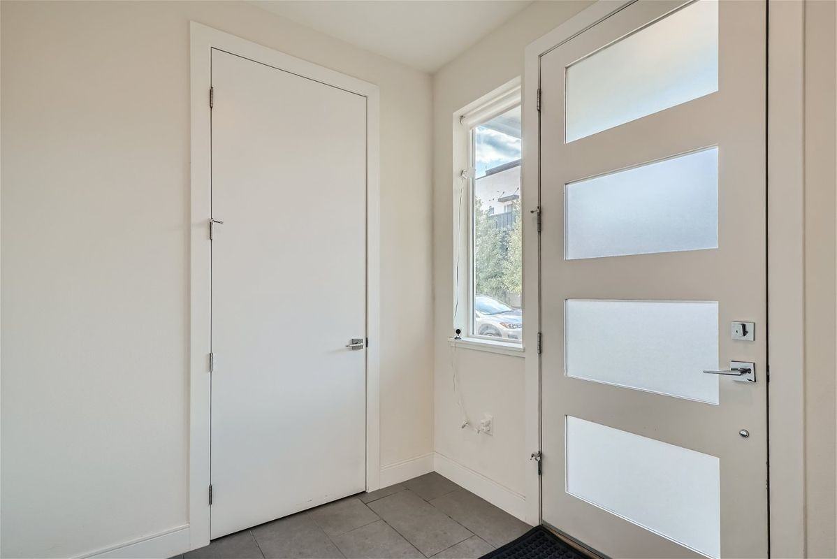 2416 Eliot St - Photo 6 of 28