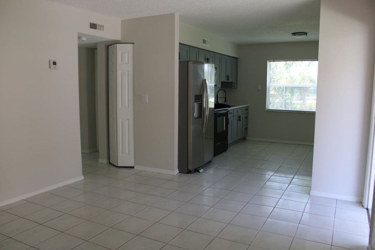 703 Michigan Ct ##2 - Photo 6 of 7