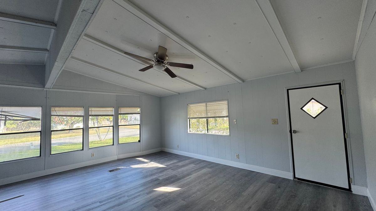 2310 Lakota Ln - Photo 3 of 7
