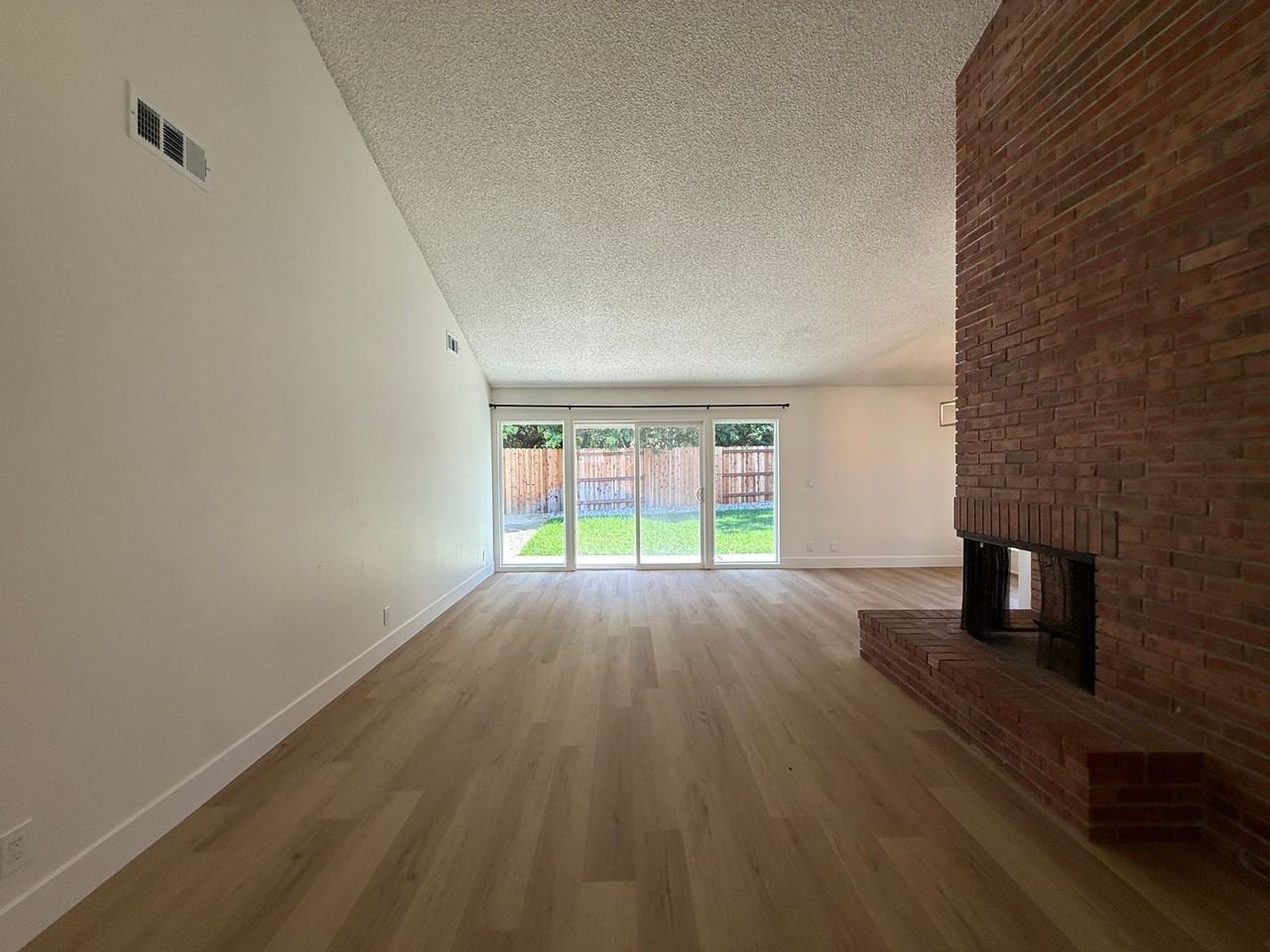 1120 Village Dr - Photo 7 of 50