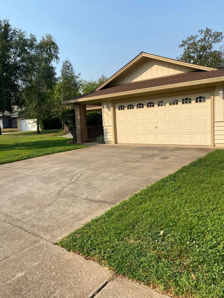 3344 Flintwood Way - Photo 2 of 4