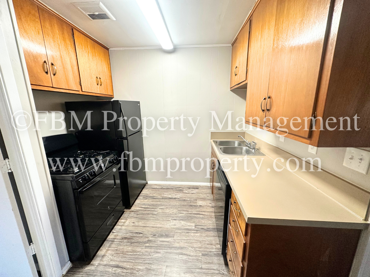 2107 Bowie Dr #H - Photo 5 of 14