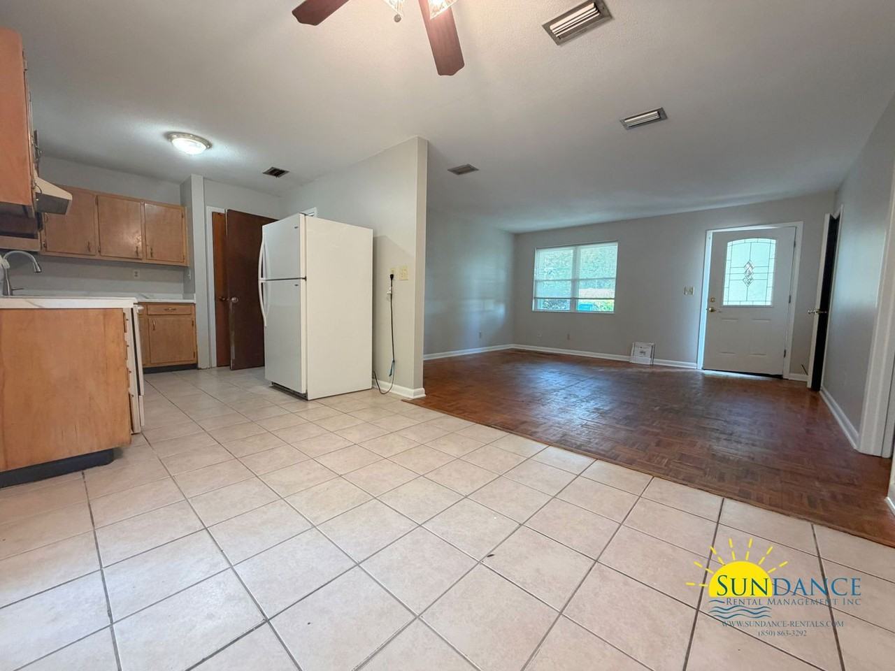 210 Buck Dr Ne - Photo 4 of 18