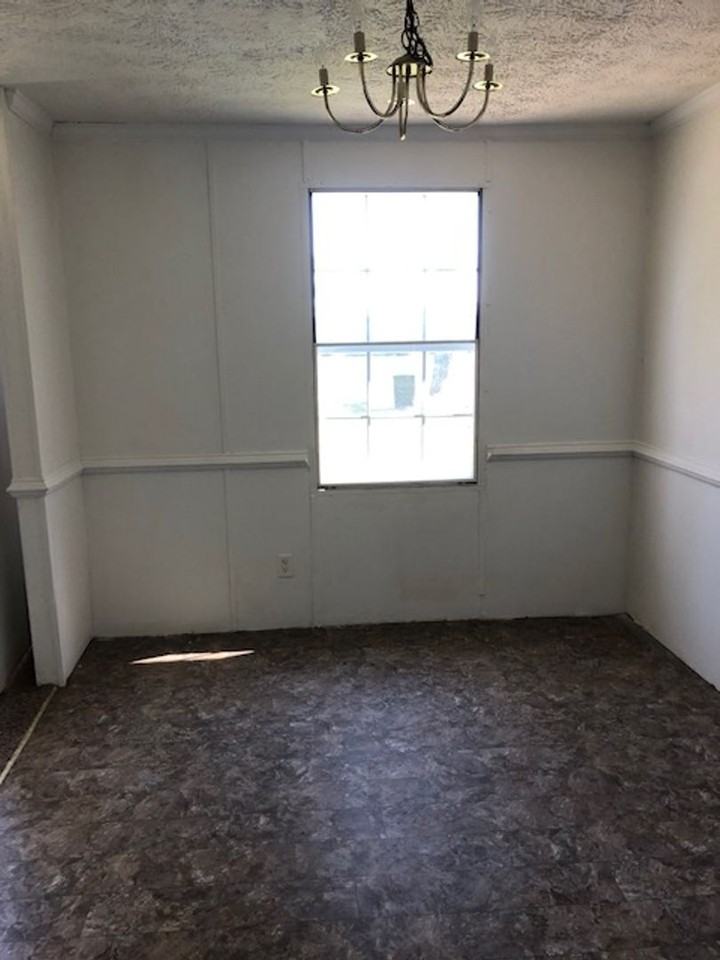 381 Hill Loop Rd - Photo 5 of 16