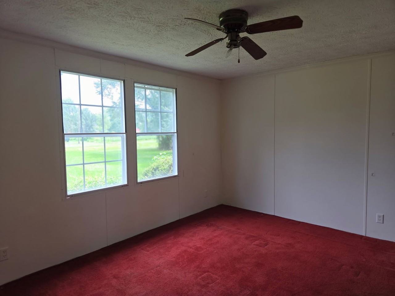 381 Hill Loop Rd - Photo 7 of 16