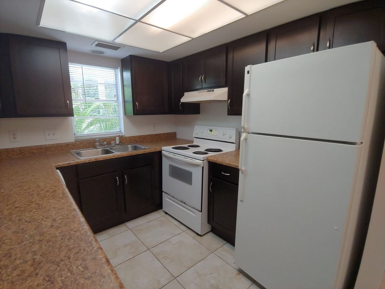 5324 Desoto Pl #A - Photo 6 of 18
