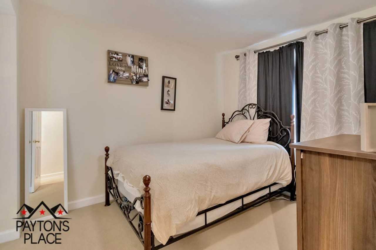 1658 W Virginia Ave Ne - Photo 6 of 22