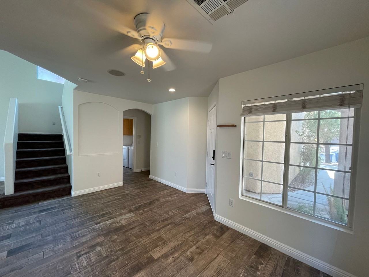 11016 Linden Leaf Ave - Photo 5 of 22