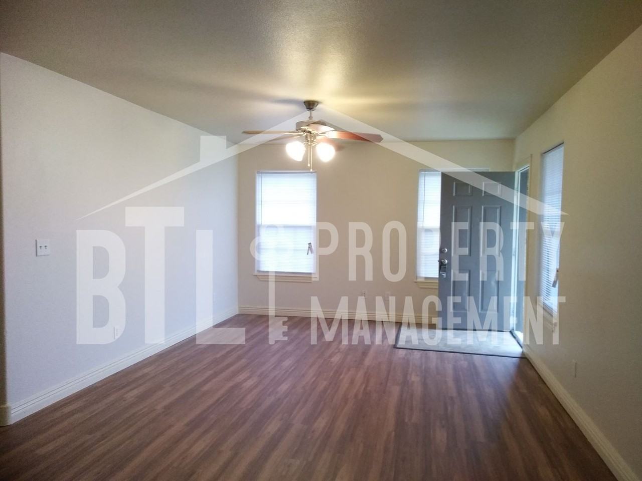 143 Proverbs Ct - Photo 2 of 9