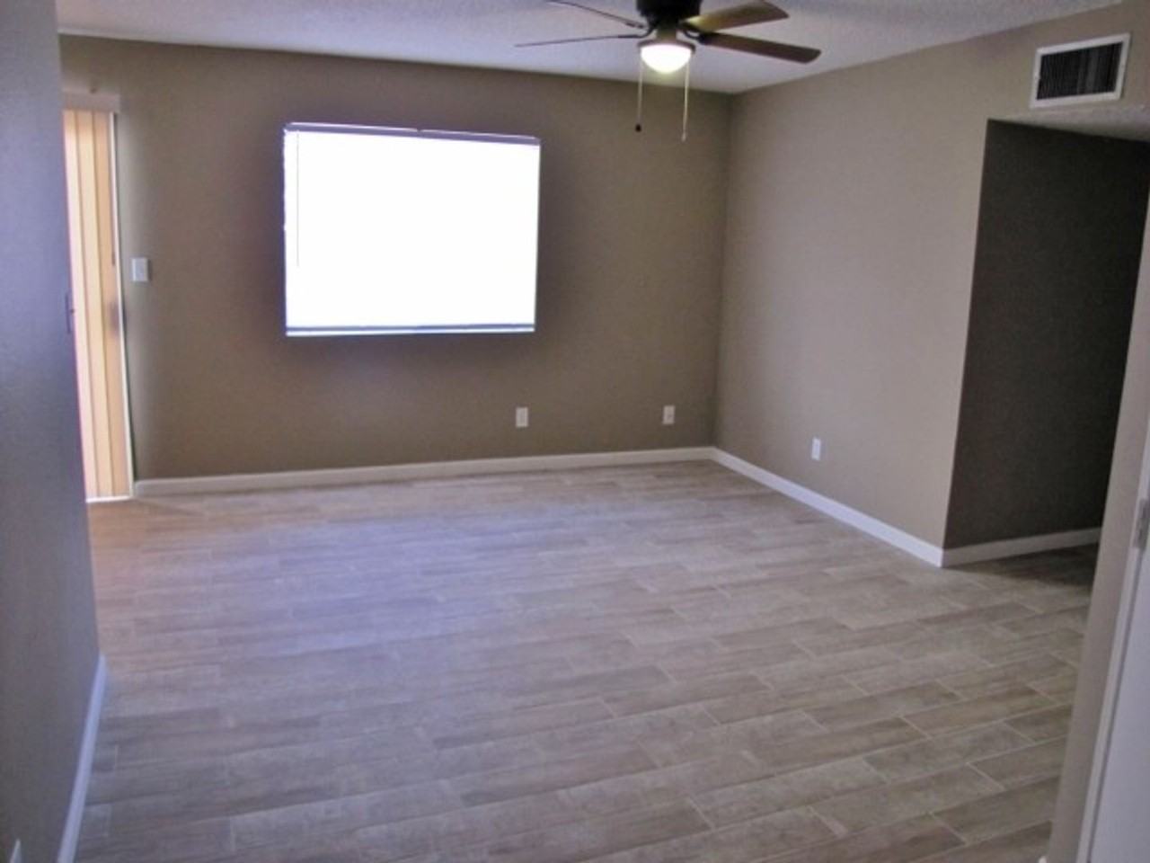 1124A Plaza Oro Loma - Photo 5 of 21