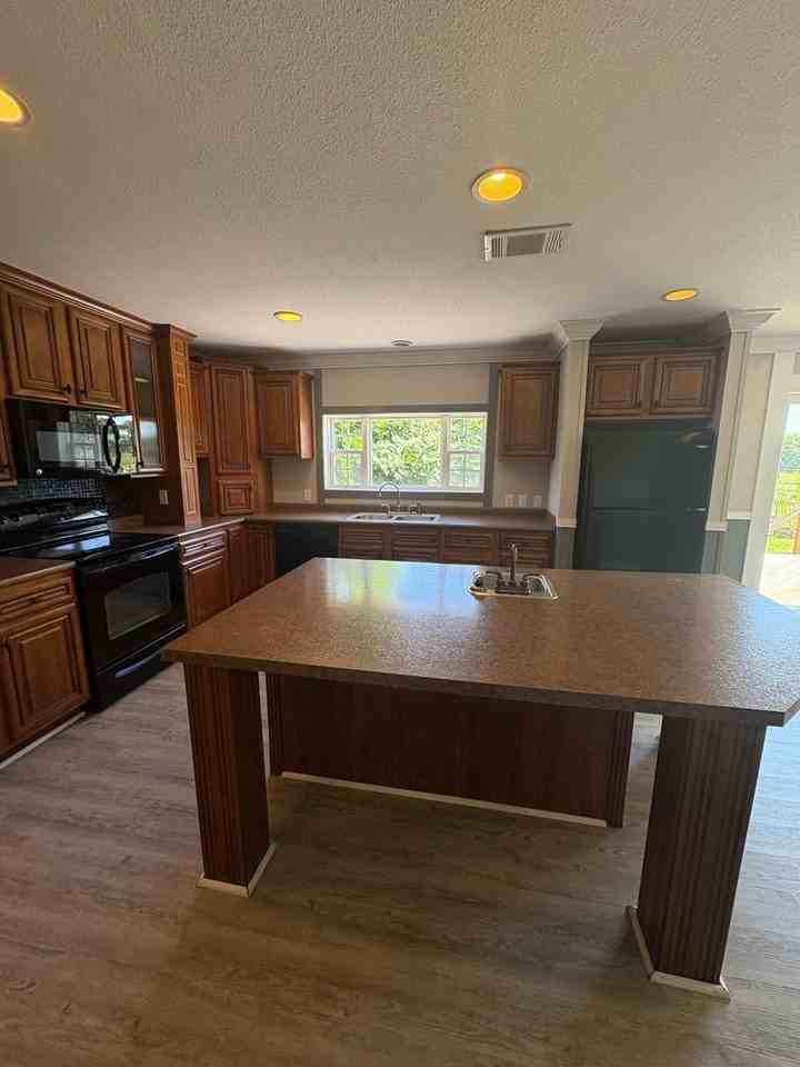 271 Bonner Rd - Photo 7 of 37