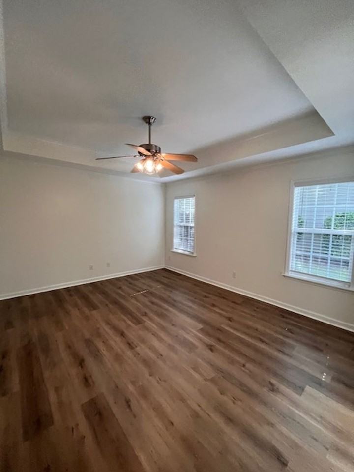 4077 Huntley Dr - Photo 2 of 21