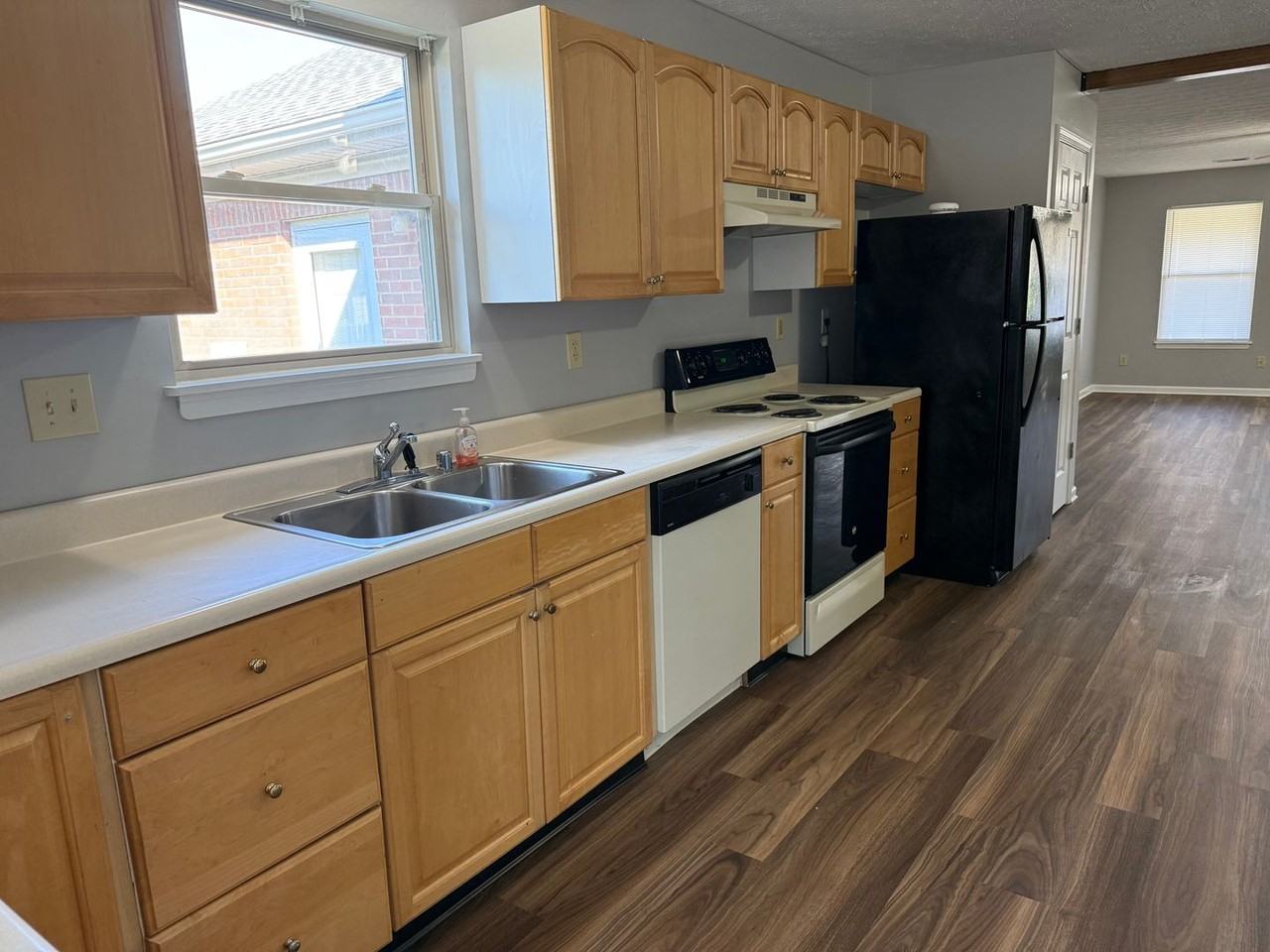 509 Tecumseh Trl - Photo 7 of 11