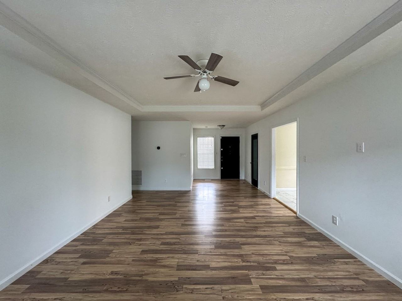 4214 Harbin Walk Ln - Photo 2 of 25