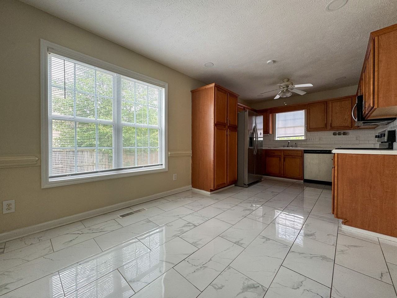 4214 Harbin Walk Ln - Photo 7 of 25