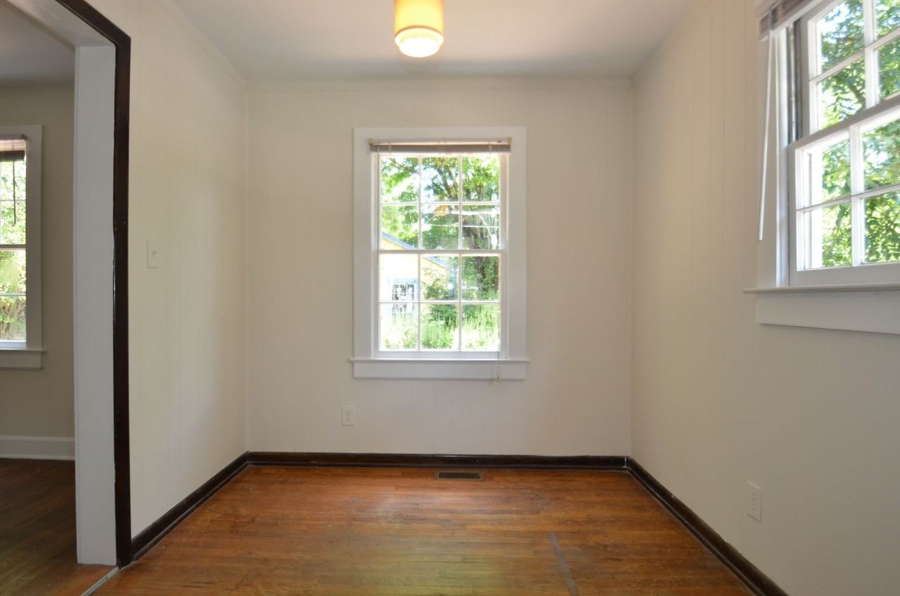 100 Caldwell St - Photo 5 of 18
