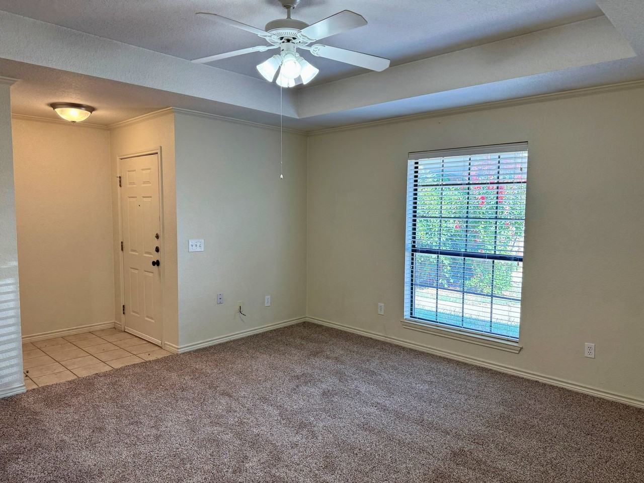 4710 Brookdale Dr - Photo 5 of 23