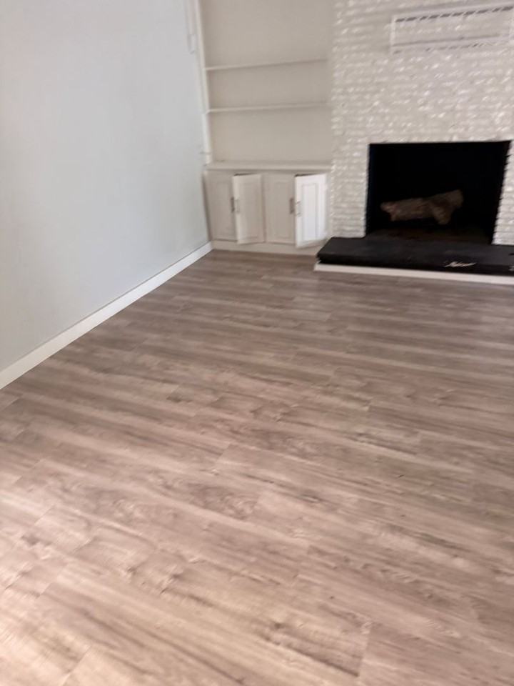 1120 Misty Glen Ln - Photo 5 of 25