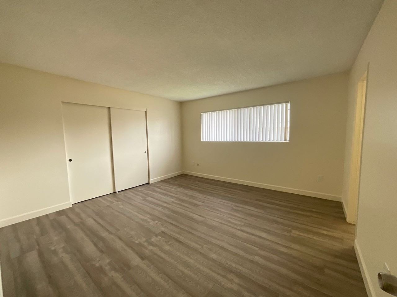 1418 N Donacy Way - Photo 7 of 20