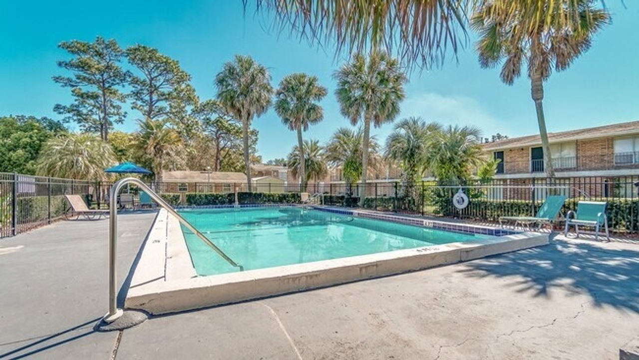 First Month's Rent $499 – Schedule Your Tour Today! - Photo 4 of 4