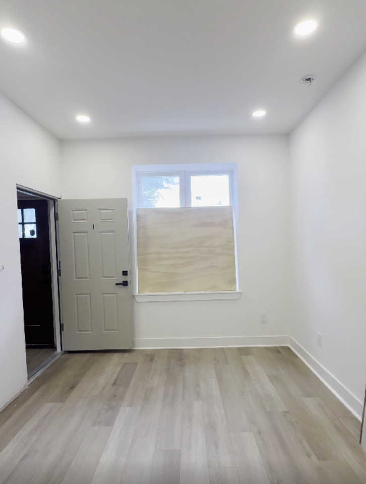 2456 N 19th St - Photo 2 of 34