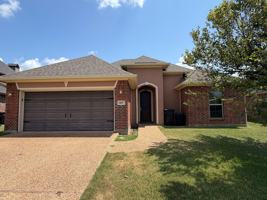 featured image of 617 Alder Ln