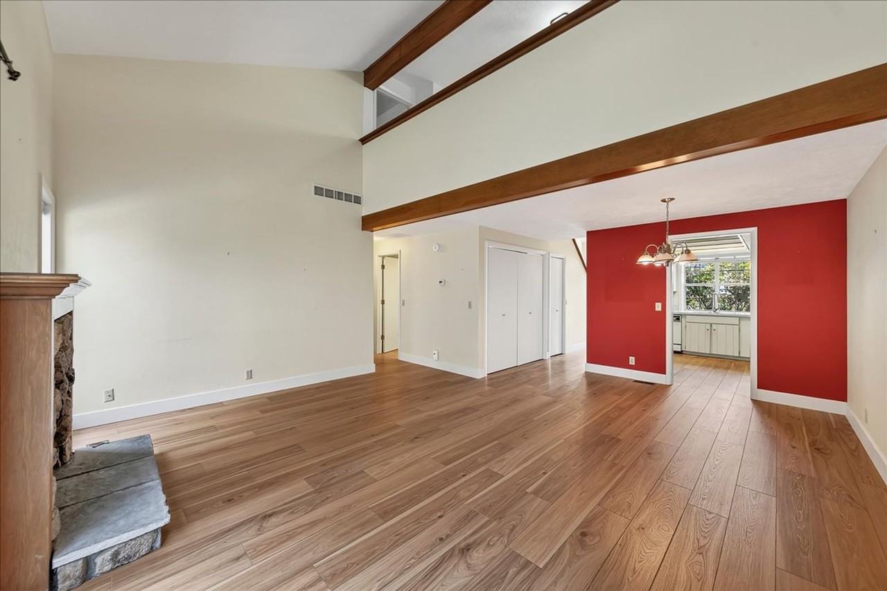 3117 S Waterbury Ln - Photo 6 of 32