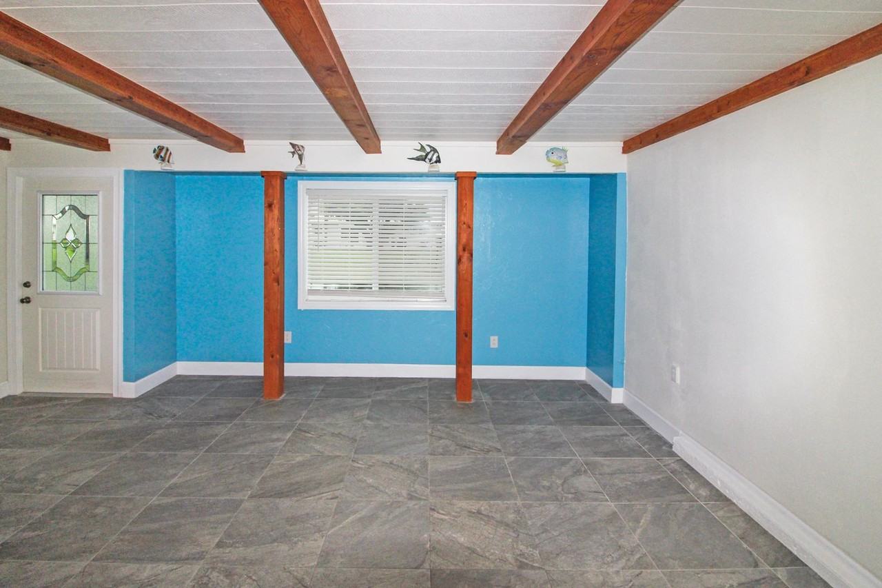401 Circlewood Dr #I7 - Photo 6 of 14