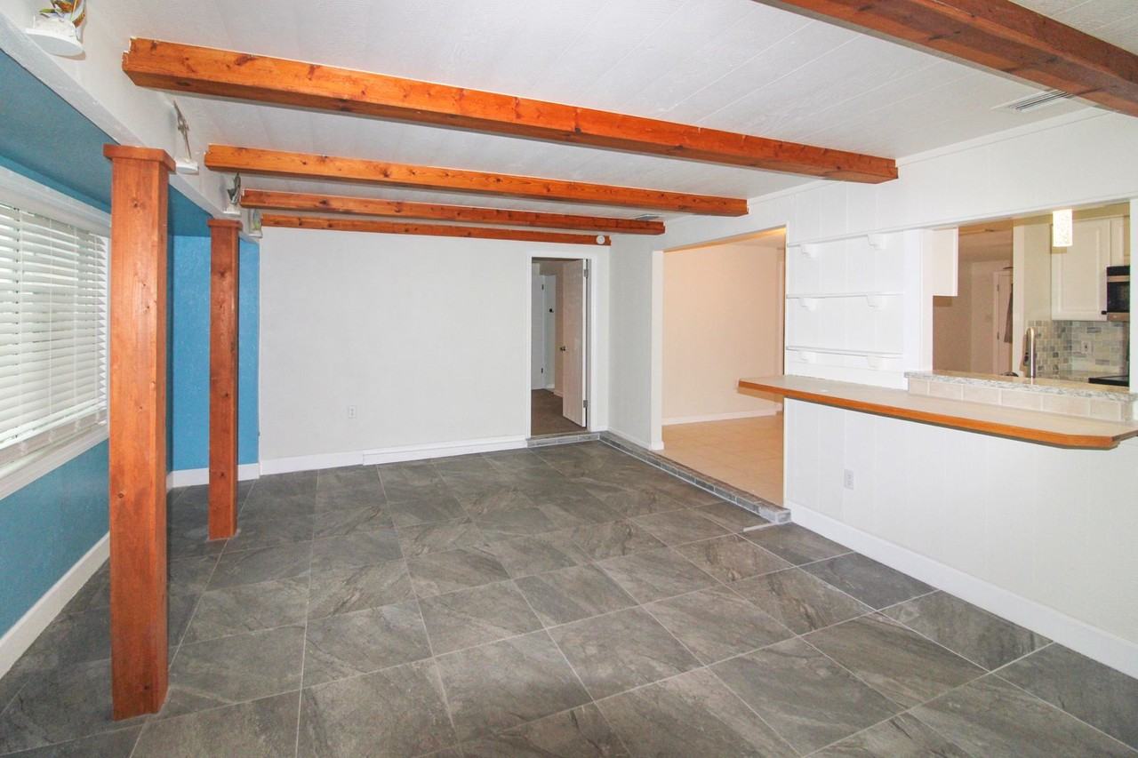 401 Circlewood Dr #I7 - Photo 7 of 14