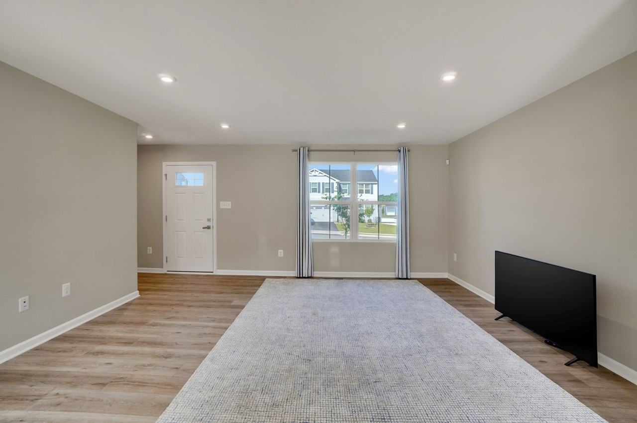 69 Summerfield Dr - Photo 6 of 29