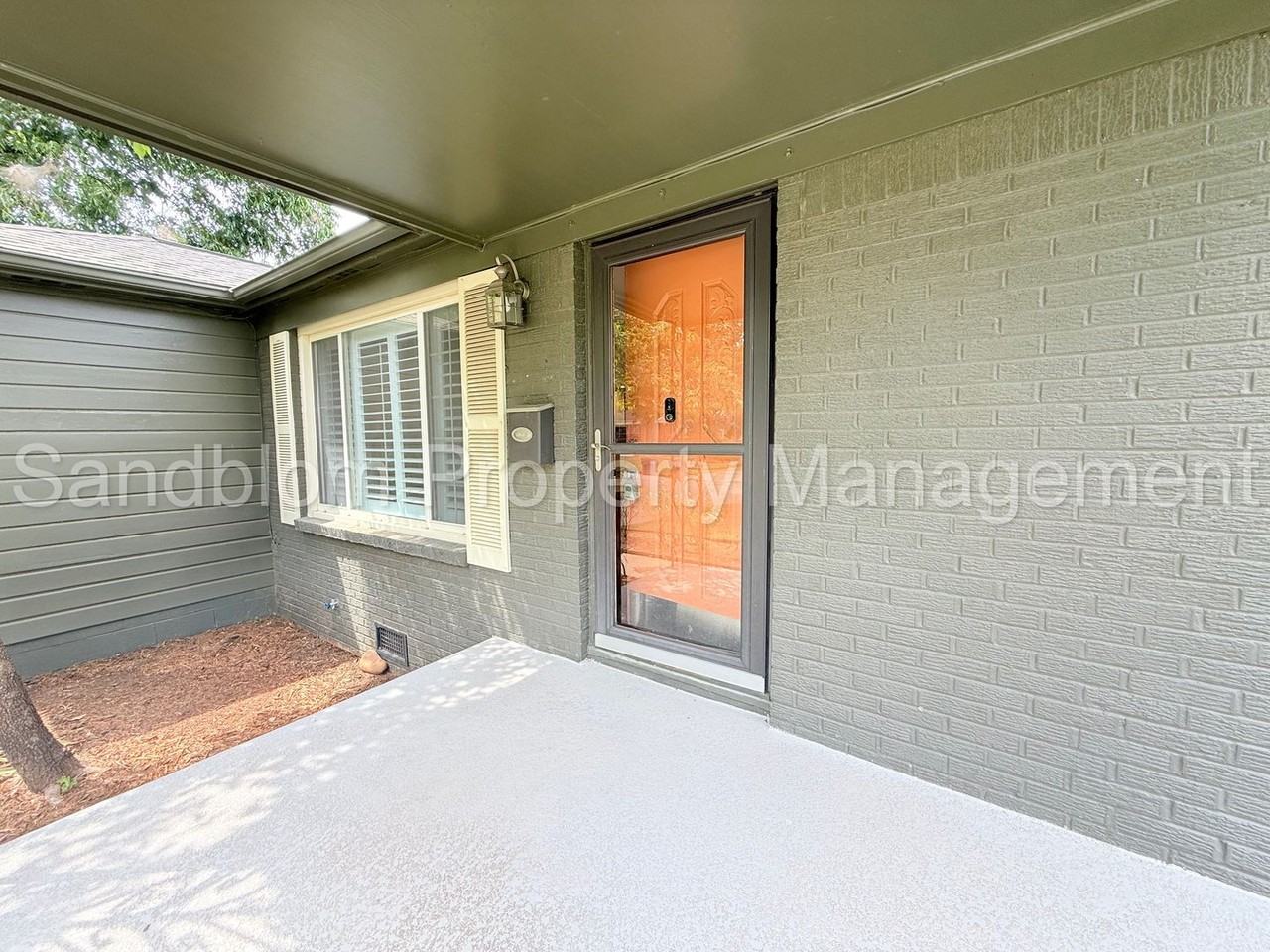 3737 E 37th Pl - Photo 3 of 26