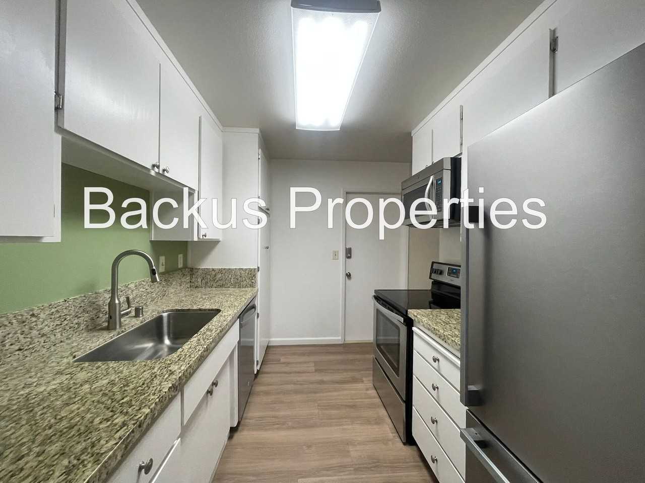 525 Victor St - Photo 7 of 16