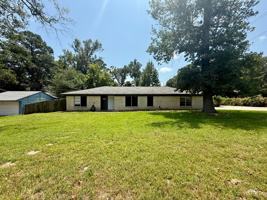 featured image of 7618 Brookhollow Dr