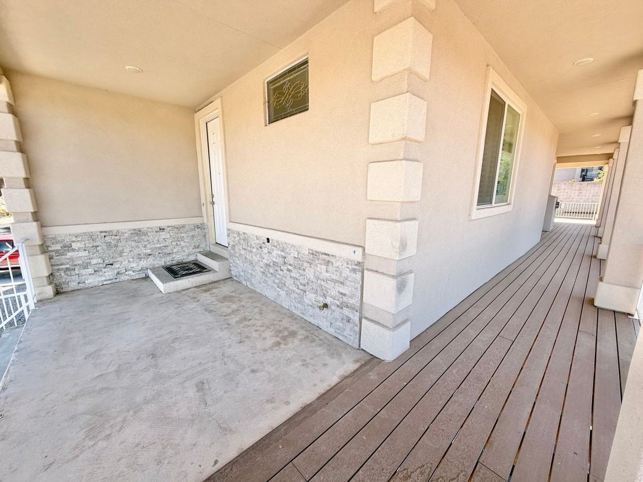 2044 Sherman Rd - Photo 7 of 36