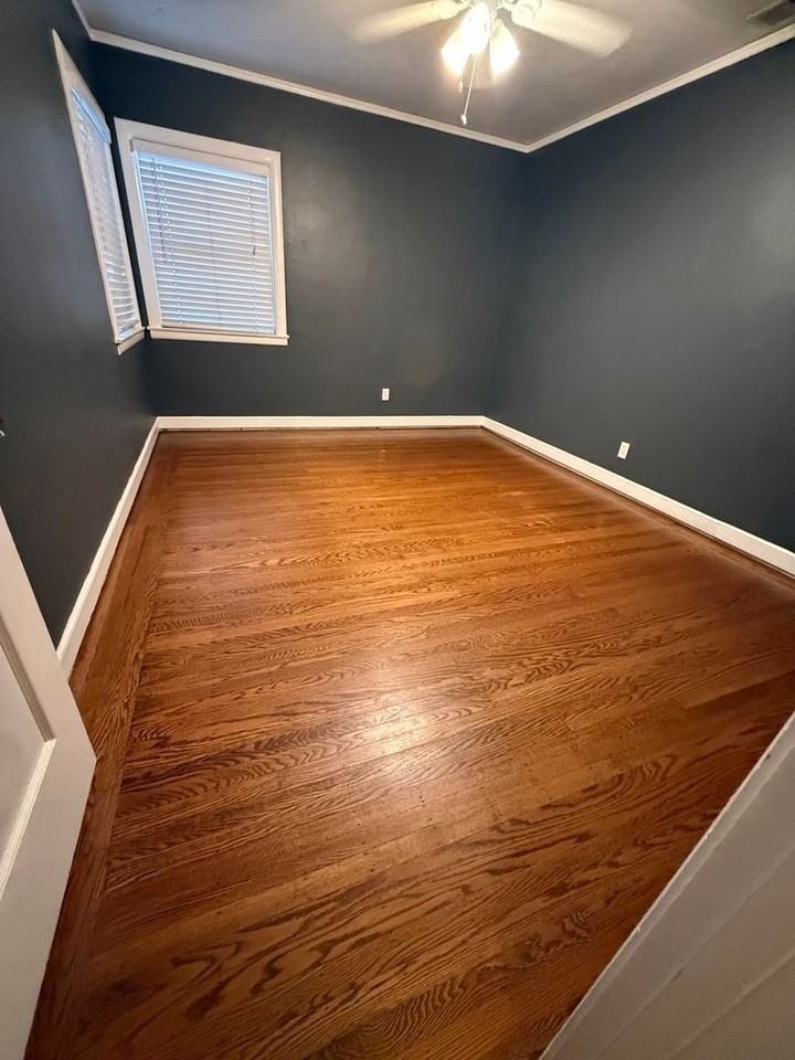 2308 N St - Photo 5 of 11
