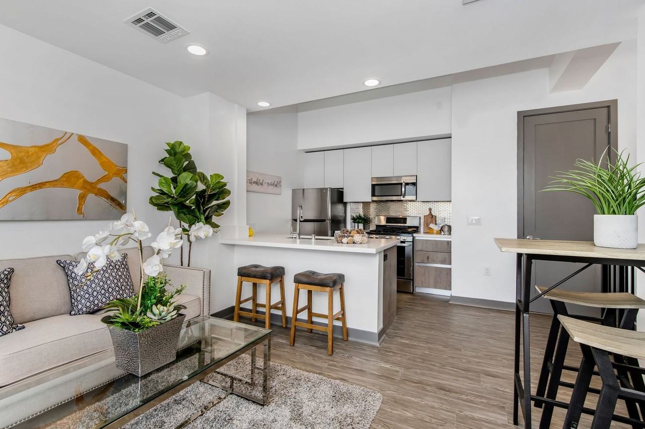 Townhomes and Studios in Culver City w/ Parking & Private Rooftop Deck! - Photo 5 of 17