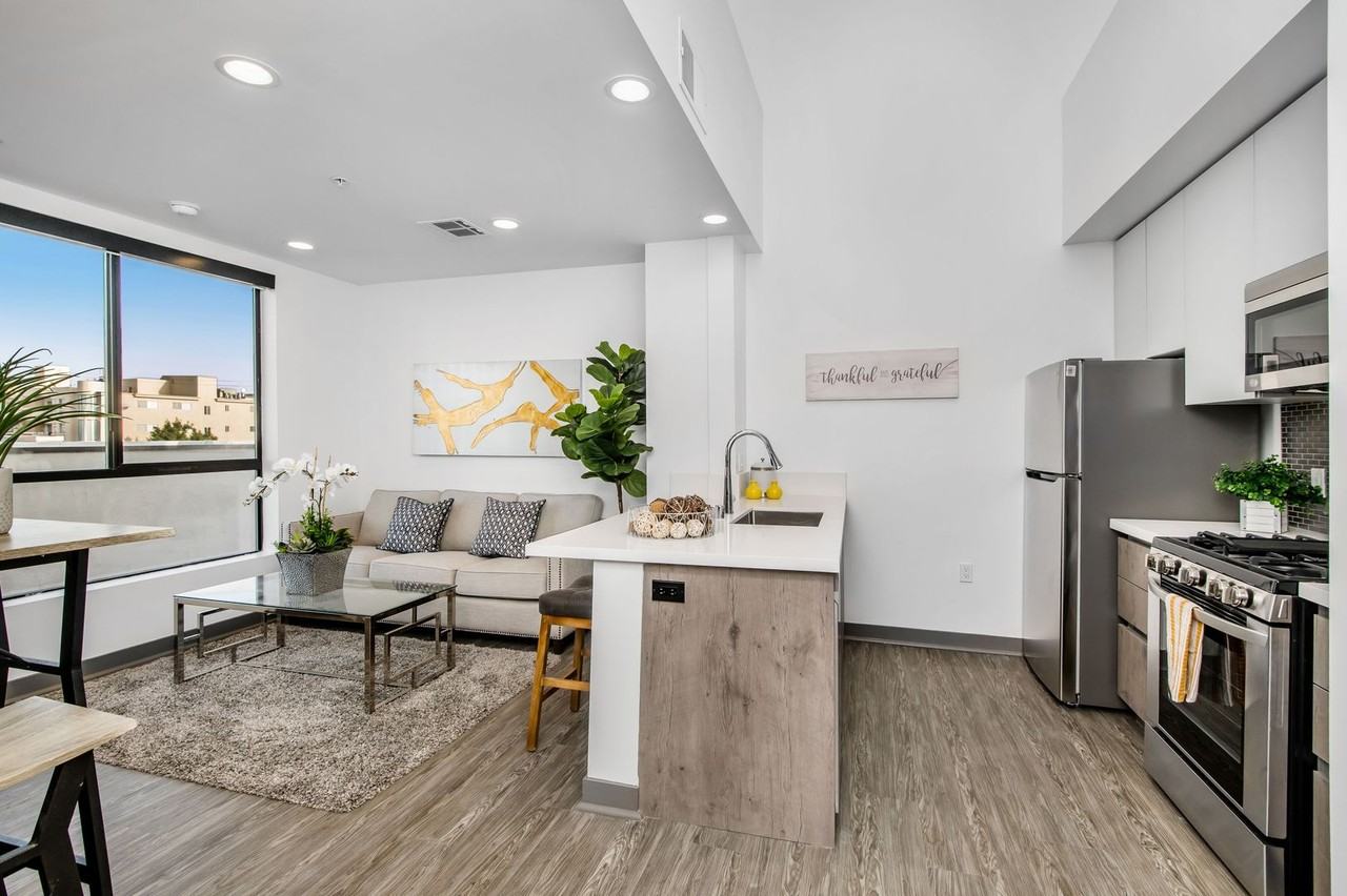 Townhomes and Studios in Culver City w/ Parking & Private Rooftop Deck! - Photo 7 of 17