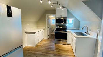 featured image of 411 Bond St