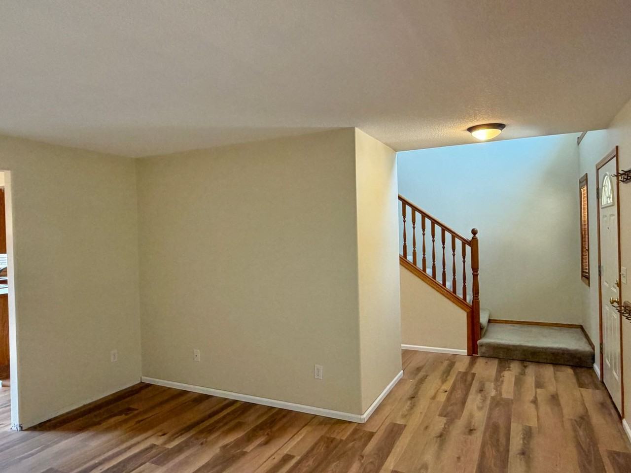 3310 Ne 164th Ct - Photo 4 of 36