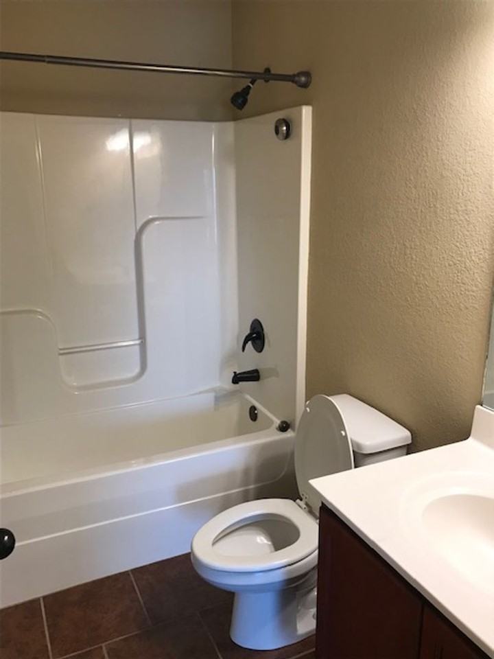 6017 Trammel Estates Dr - Photo 6 of 19
