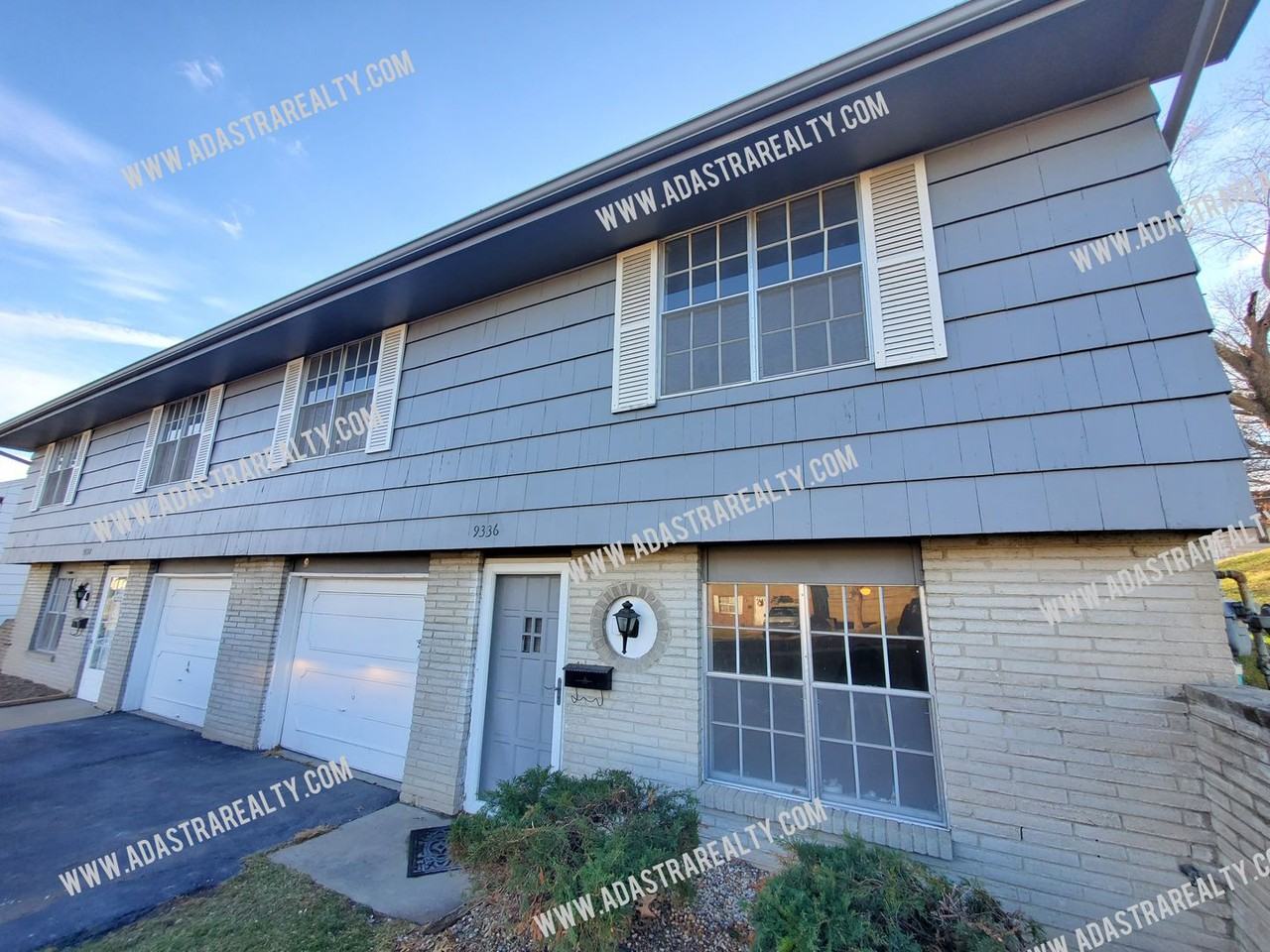 9336 Ballentine St