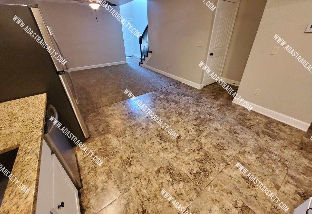 8318 N Spruce Ave - Photo 5 of 18