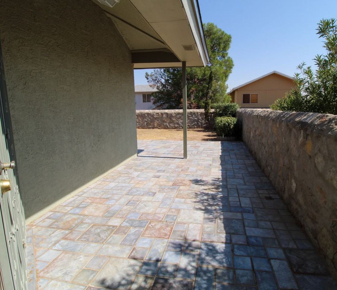 11150 Loma Grande Dr - Photo 3 of 18
