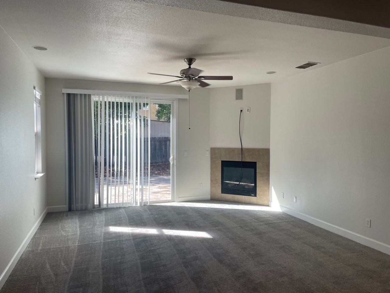 635 Burnt Ranch Way - Photo 2 of 9