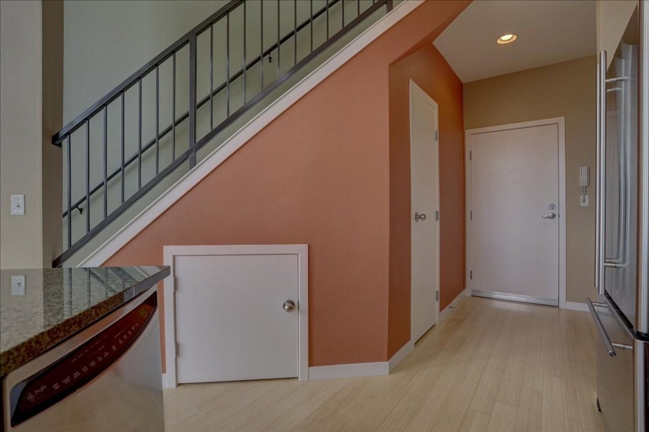 4520 Broadway St #206 - Photo 4 of 38