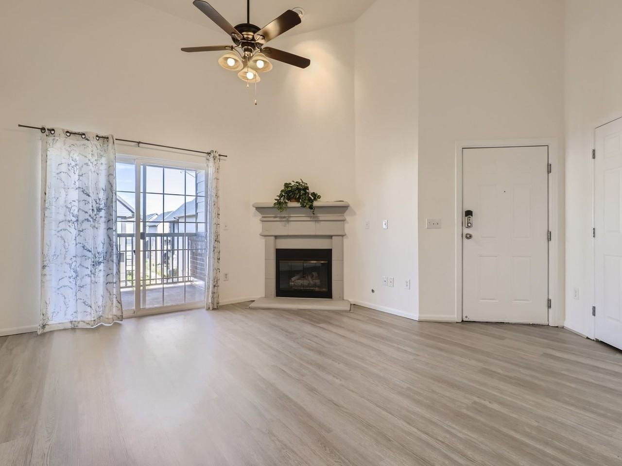 3872 S Dallas St #7-303 - Photo 5 of 28