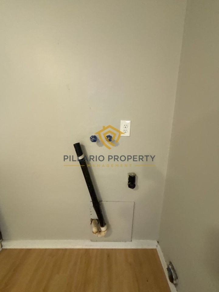 1112 Earhart St - Photo 5 of 17